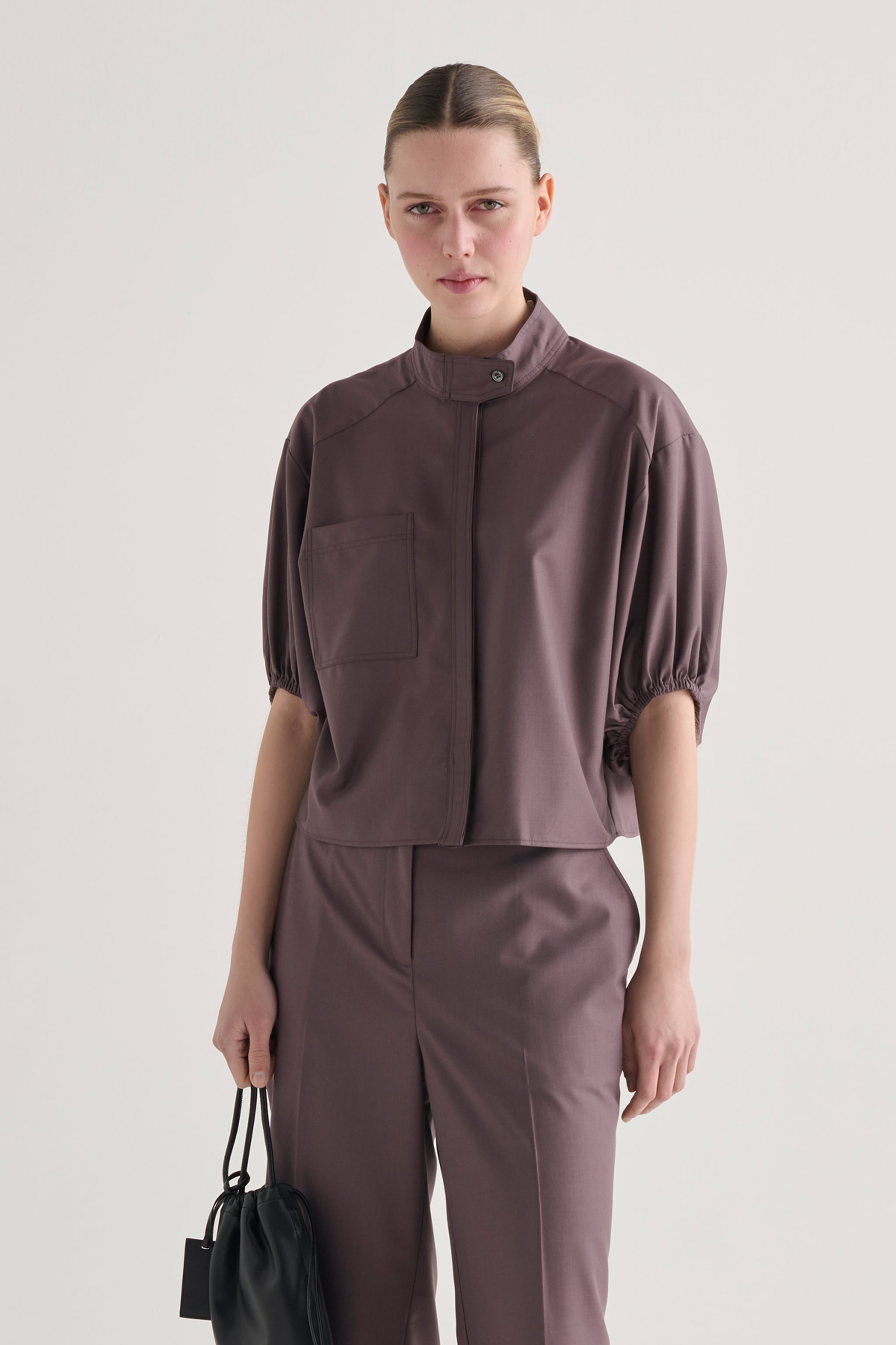 puff cropped shirt